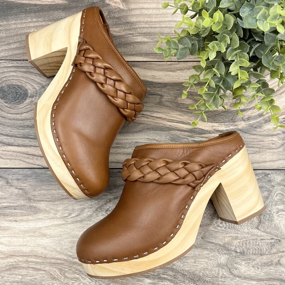 NIB Dolce Vita 8.5 Hila Braided Block Heel Leather Mule Clogs Saddle